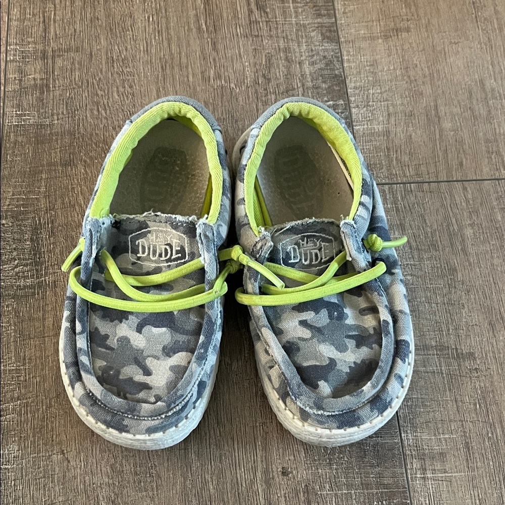 Hey Dude Kids Moccasins in Camo and Lime